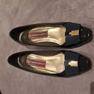 16. Sz 6B Vintage Roberto Capucci Heels
